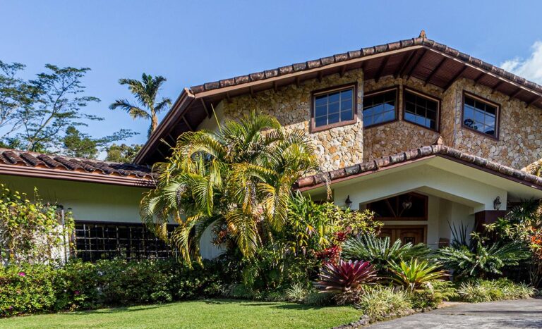 Welcome to TOWN TALK, my monthly newsletter!