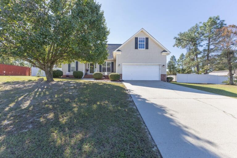 156 Loyd Ct Lexington, SC 29073