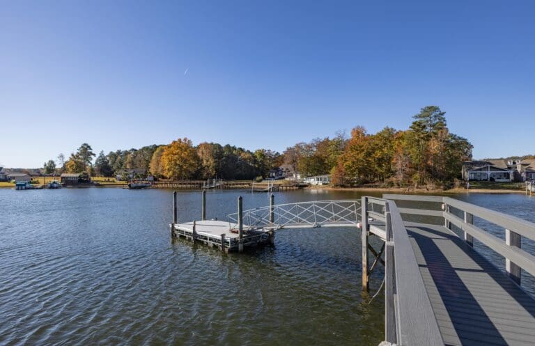 Lakeside Reserve Marina