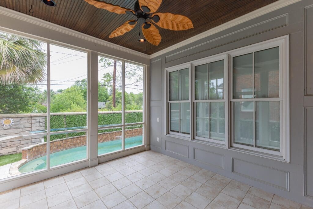 Screened Porch 256 Congaree Park Dr 