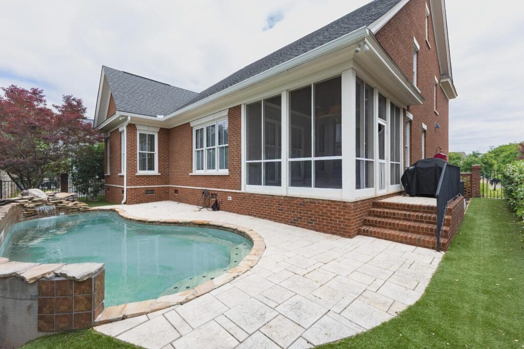 256 Congaree Park Dr In Ground Gunite Pool Exterior Photo